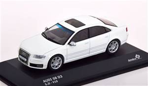 Audi S8 D3 2010 white