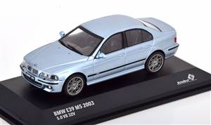 BMW M5 E39 2003 silver bluemetallic